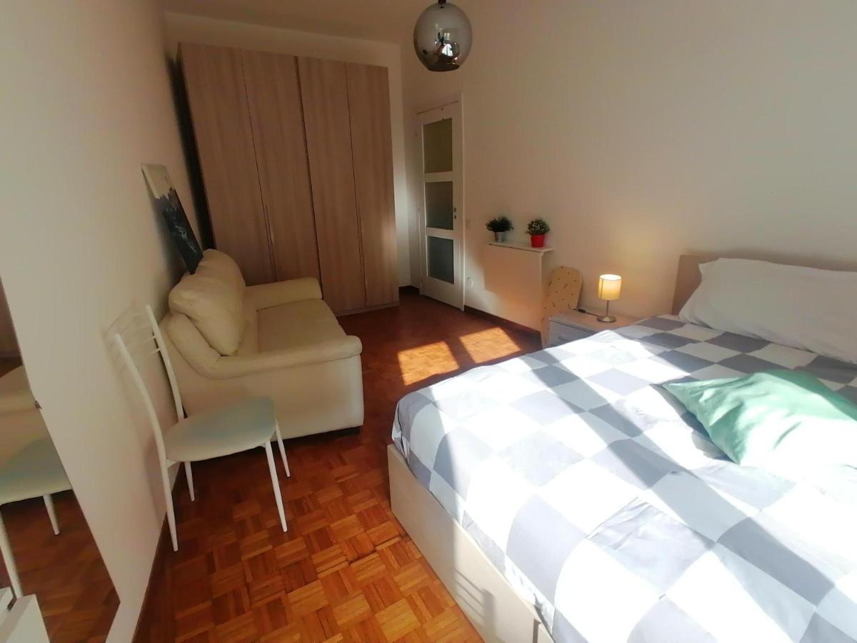 Guest House Giacosa มิลาน ภายนอก รูปภาพ